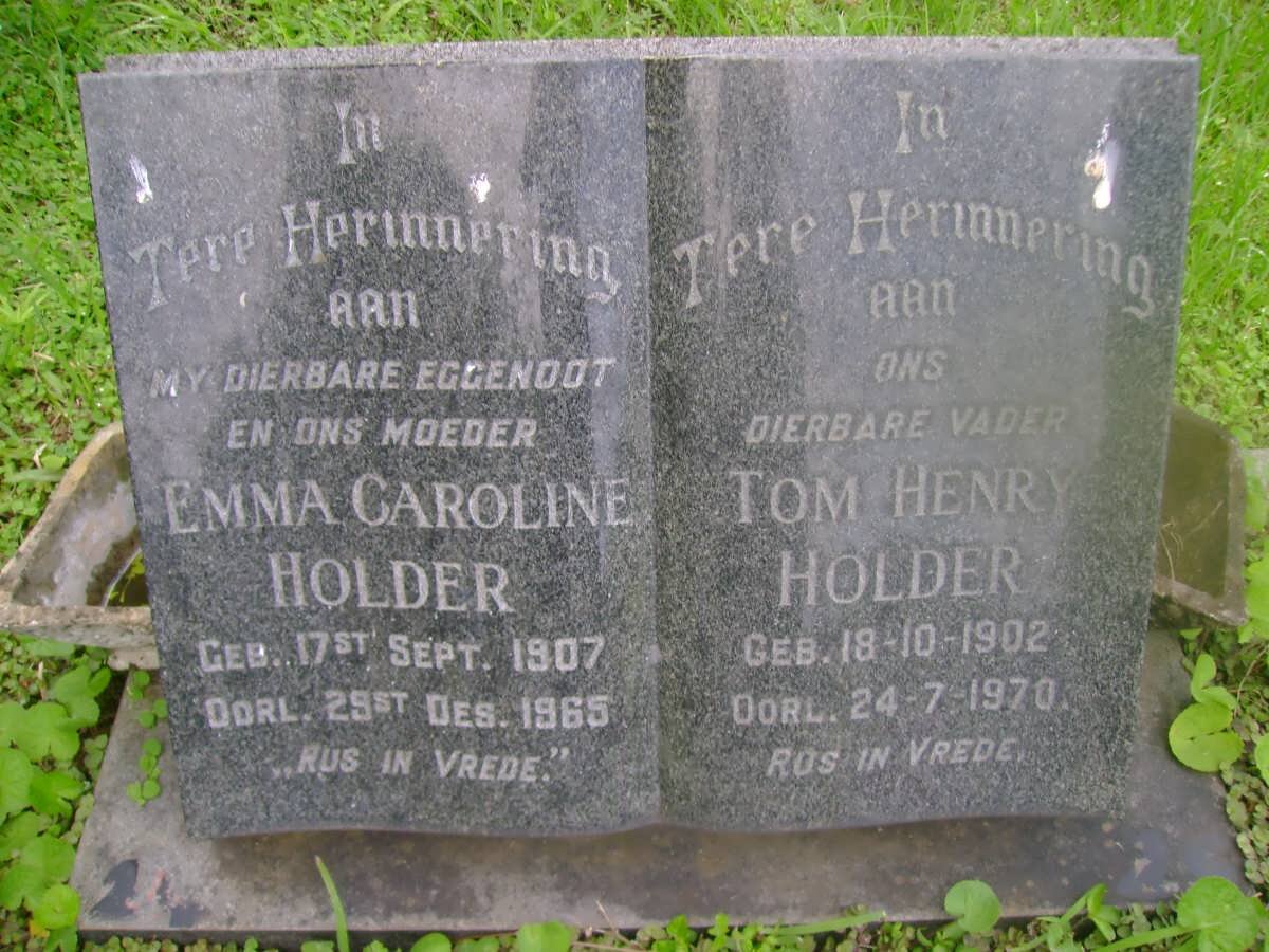 HOLDER Tom Henry 1902-1970 &amp; Emma Caroline 1907-1965