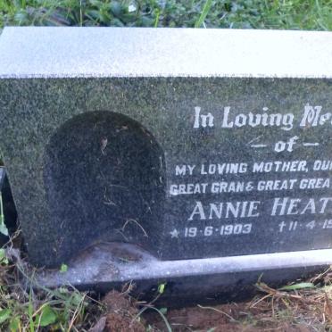 HEATH Annie 1903-1987