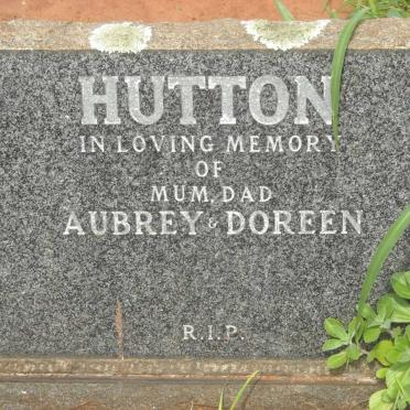 HUTTON Aubrey &amp; Doreen