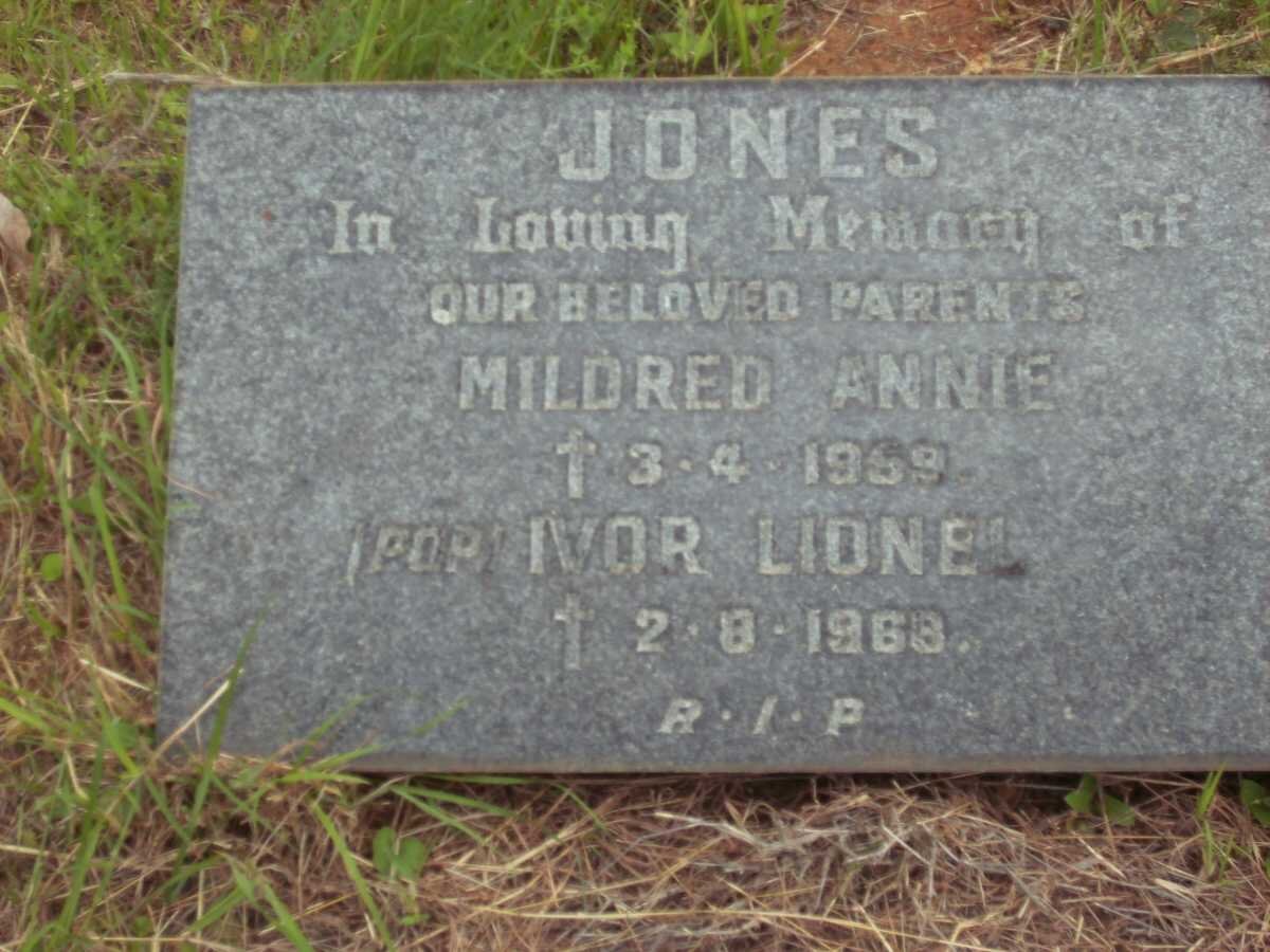 JONES Ivor Lionel -1968 &amp; Mildred Annie -1959