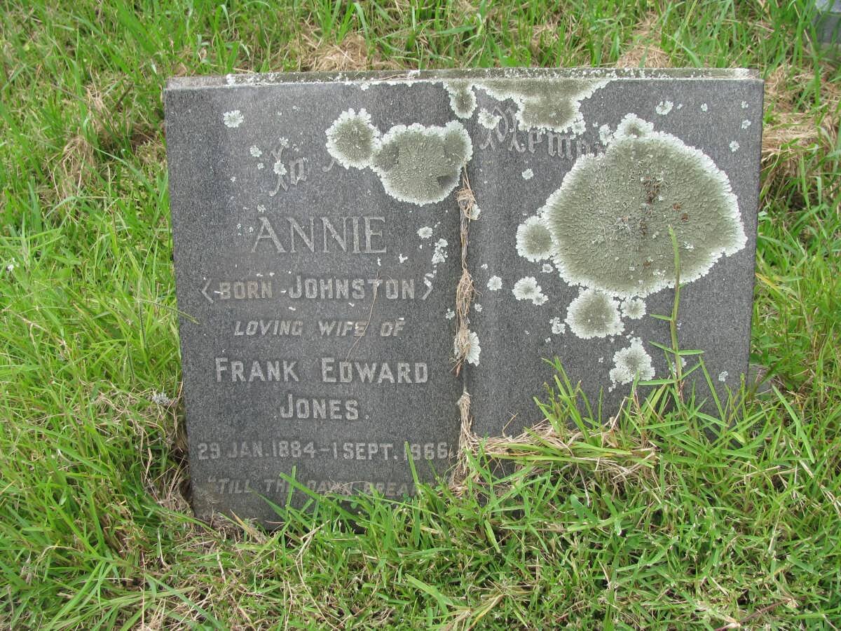 JONES Annie nee JOHNSTON 1884-1966