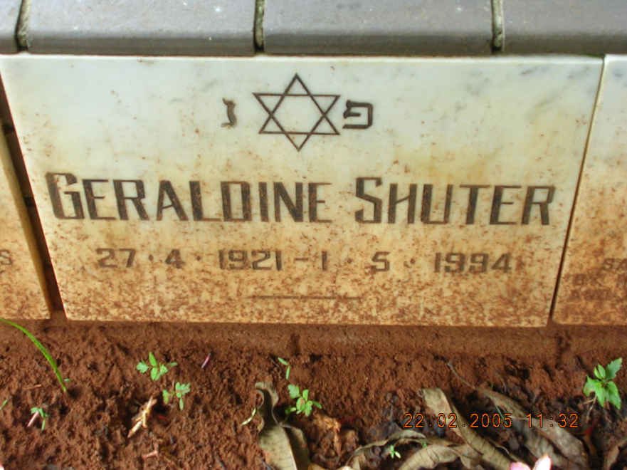 SHUTER Geraldine 1921-1994