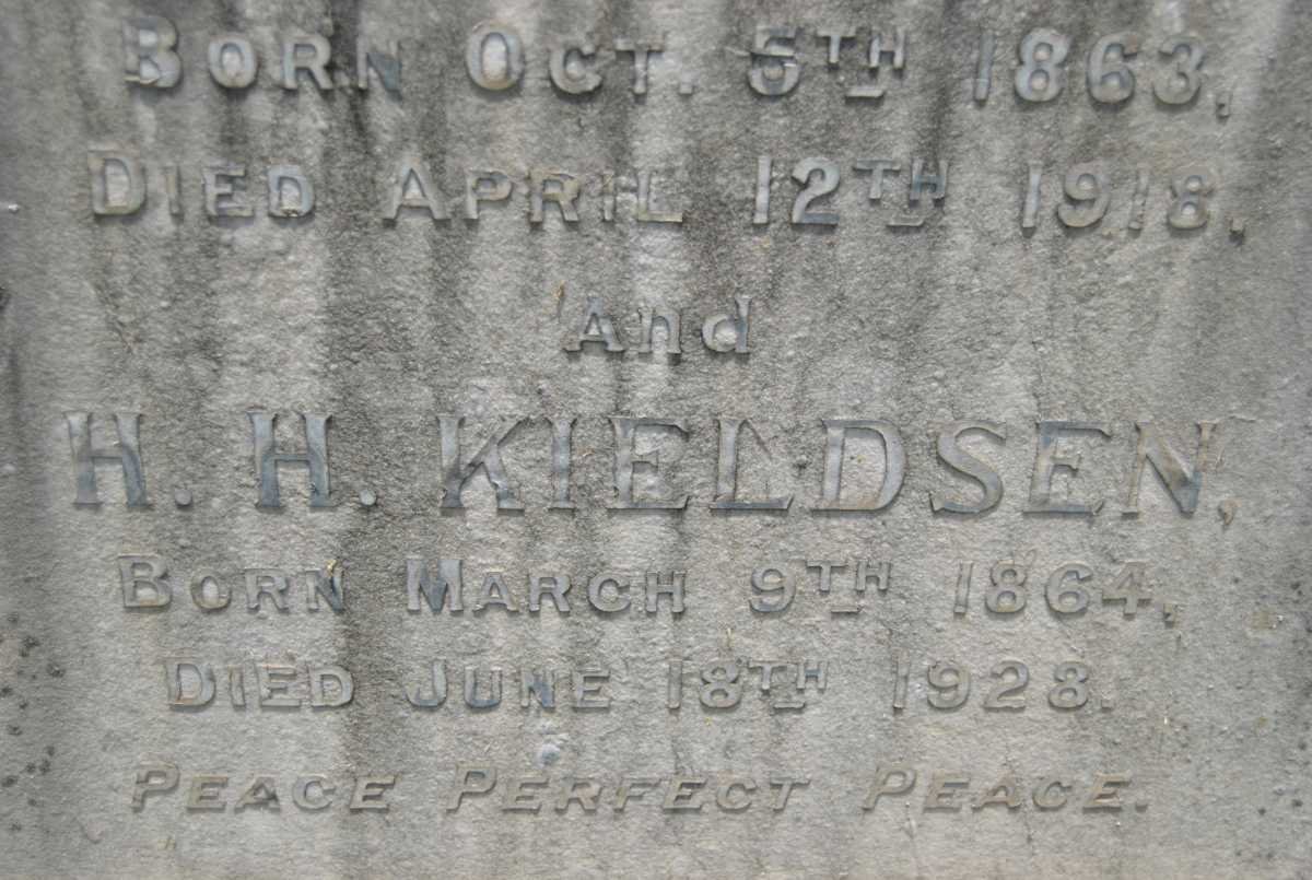 KIELDSEN J.P. 1863-1918 &amp; H.H. 1862-1928