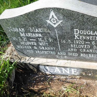 LANE Douglas Kenneth 1920-1997 &amp; Norah Martha Mariann 1927-1991