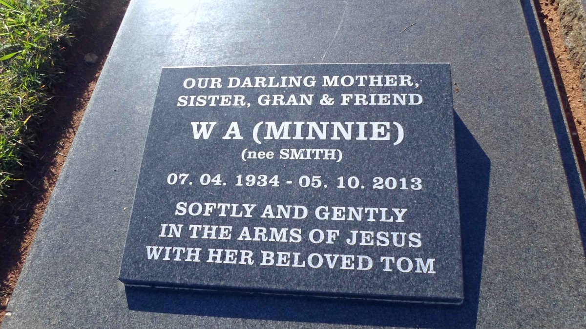 MULLER W.A. nee SMITH 1934-2013