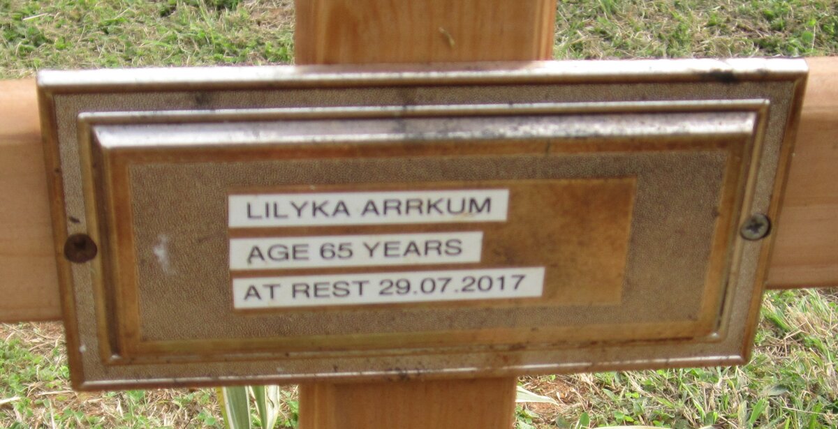 ARRKUM Lilyka -2017