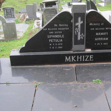 MKHIZE Siphindile Petulia 1978-1980 :: MKHIZE Mamayi Mirriam -1983