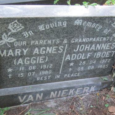NIEKERK Johannes Adolf, van 1922-1985 &amp; Mary Agnes 1912-1980