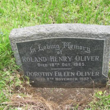 OLIVER Roland Henry -1965 &amp; Dorothy Eileen -1982