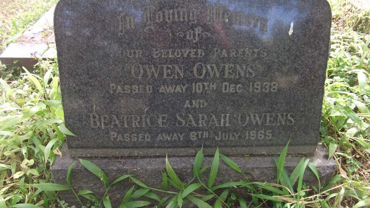 OWENS Owen -1938 &amp; Beatrice Sarah -1965