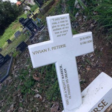 PIETERSE Vivian F. 1934-2010 