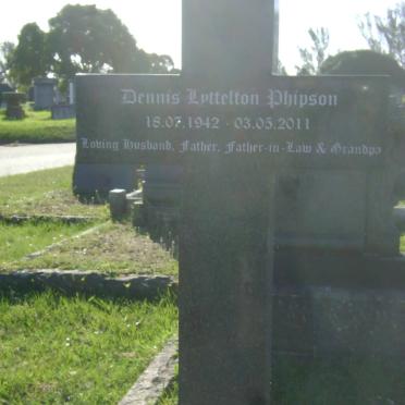 PHIPSON Dennis Lyttelton 1942-2011