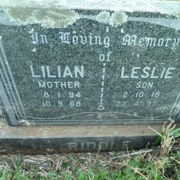 RIDDLE Lilian 1894-1968 :: RIDDLE Leslie 1918-1995