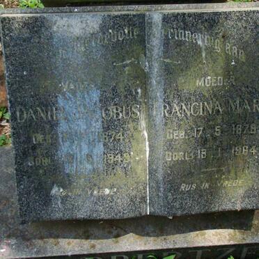 ROBBERTZE Daniel Jacobus 1874-1949 &amp; Francina Maria 1879-1964