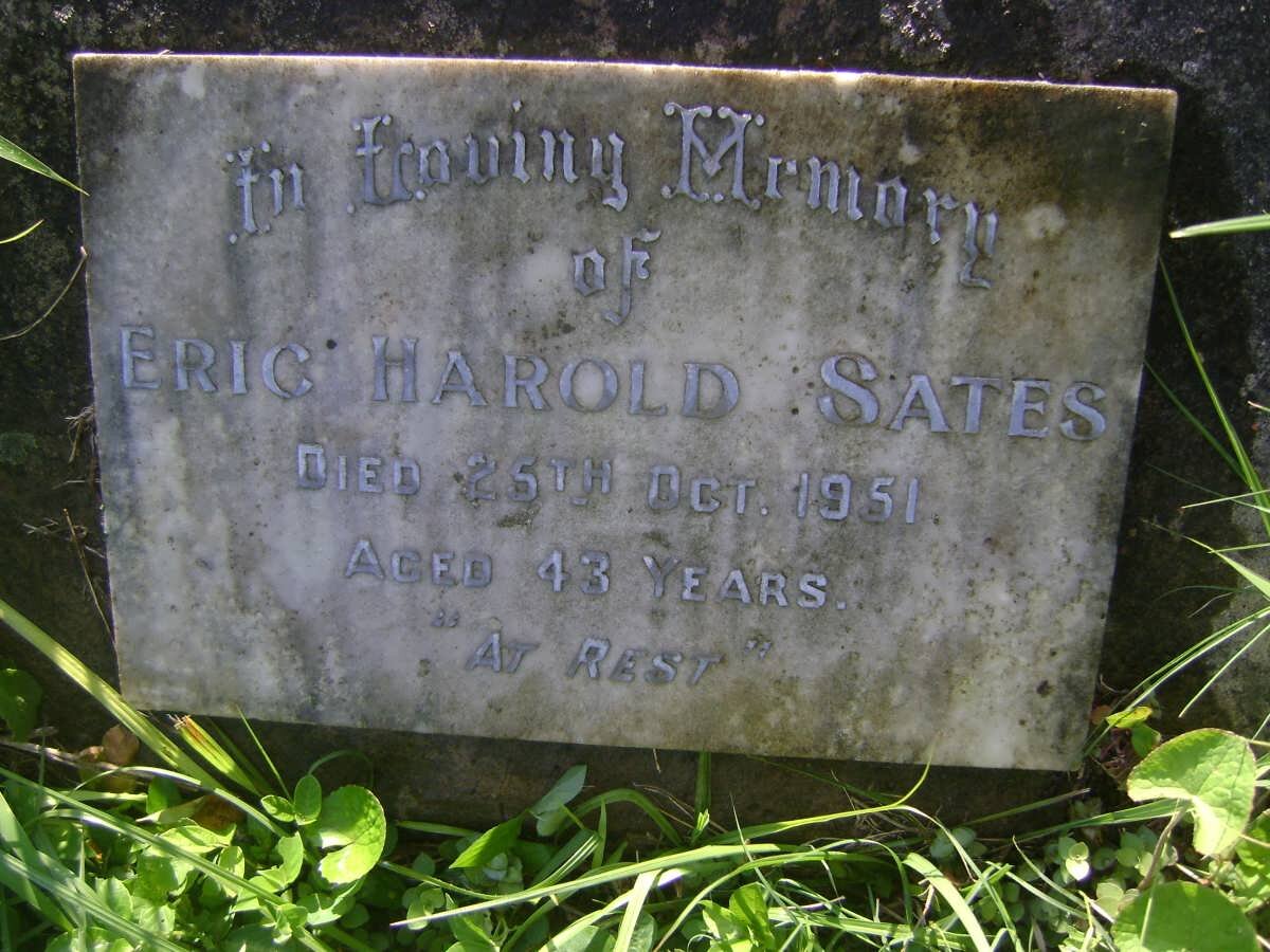 SATES Eric Harold -1951 &amp; Lilian Stewart ARNESEN -1951