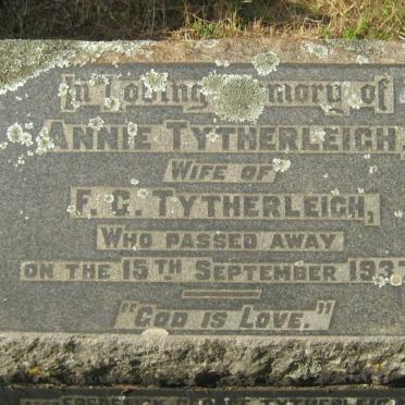 TYTHERLEIGH Frederick George -1943 &amp; Annie -1937 