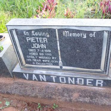 TONDER Pieter John, van -1991