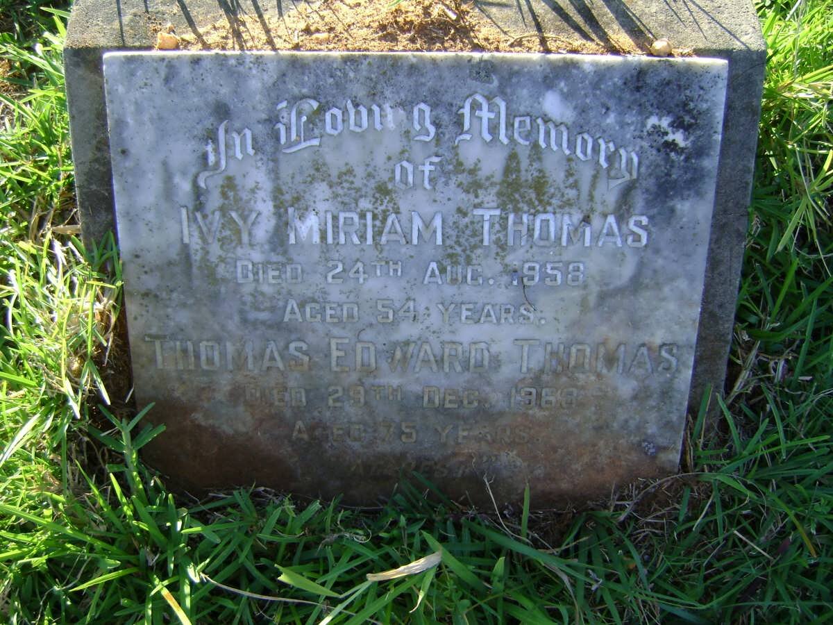THOMAS Thomas Edward -1968 &amp; Ivy Miriam -1958