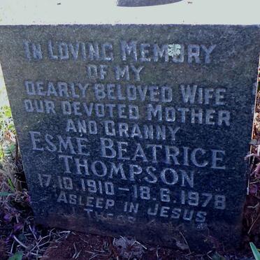 THOMPSON Esme Beatrice 1910-1978