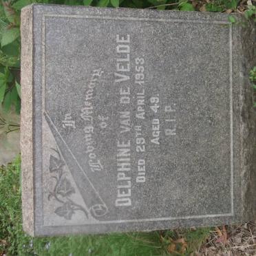 VELDE Delphine, van de -1953