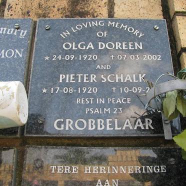 GROBBELAAR Pieter Schalk 1920-2??? &amp; Olga Doreen 1920-2002