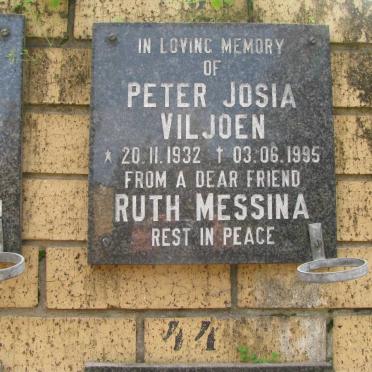 VILJOEN Peter Josia 1932-1995