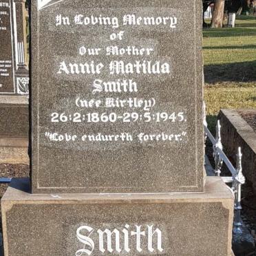SMITH Thomas Paterson 1864-1941 &amp; Annie Matilda KIRTLEY 1860-1945