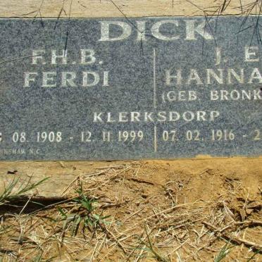 DICK F.H.B. 1908-1999 &amp; J.E. BRONKHORST 1916-2001