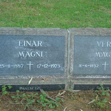 MAGNI Einar 1887-1973 &amp; Vera 1892-1961