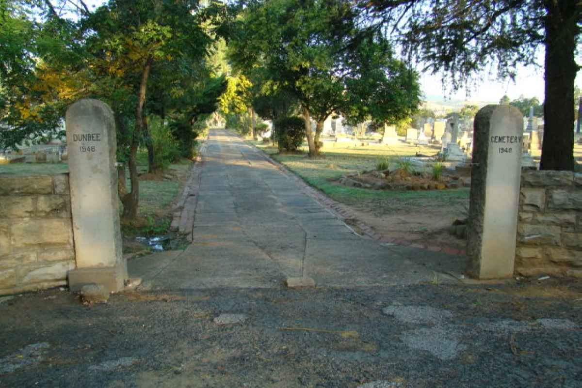 2. Entrance to Dundee Cemetery