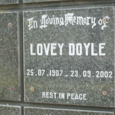 DOYLE Lovey 1907-2002