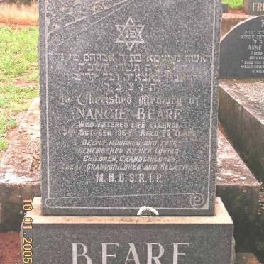 BEARE Nancie -196?