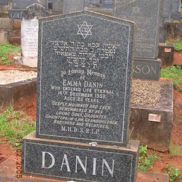 DANIN Emma -1958