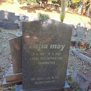 MAY Zofia 1918-1993