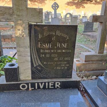 OLIVIER Ronald 1935-2000 & Esme June 1939-1993