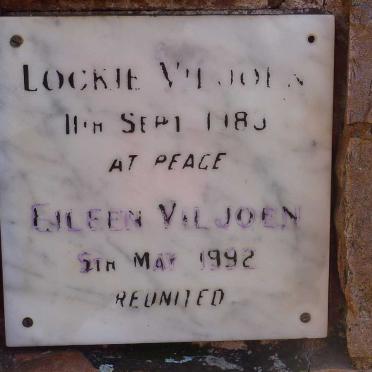 VILJOEN Lockie -1983 &amp; Eileen -1992