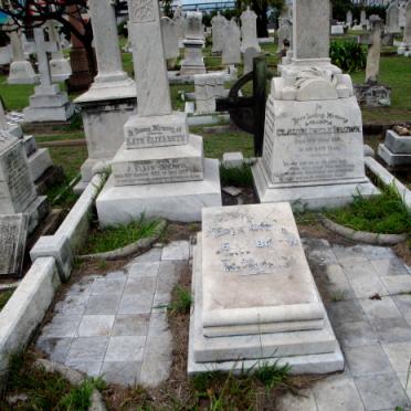 ? Kate Elizabeth :: ?