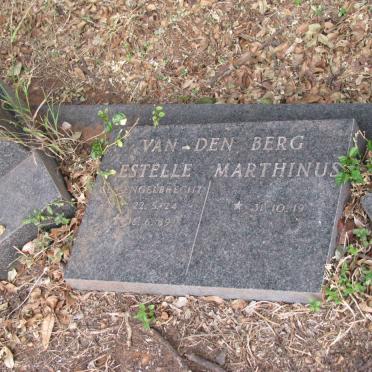 BERG Marthinus, van den 1919- &amp; Estelle ENGELBRECHT 1924-1989