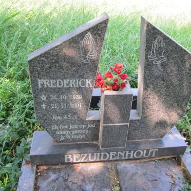 BEZUIDENHOUT Frederick 1939-2001