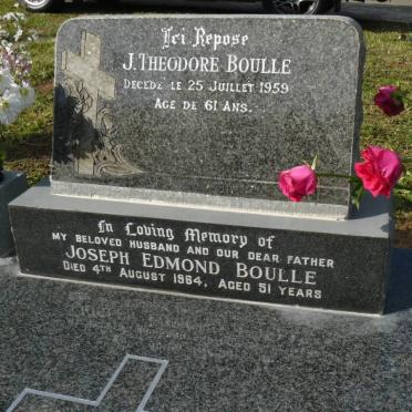 BOULLE :: BASSON