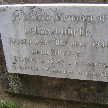 COOPER Laura -1945