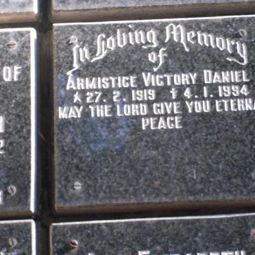 ARMISTICE Victory Daniel 1919-1994