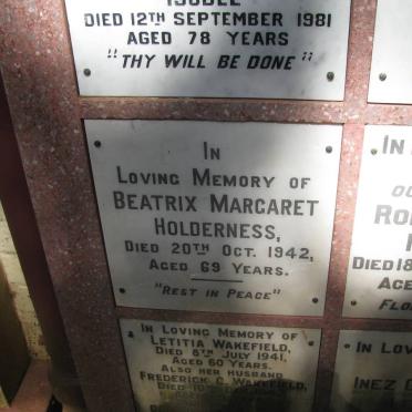 HOLDERNESS Beatrix Margaret -1942