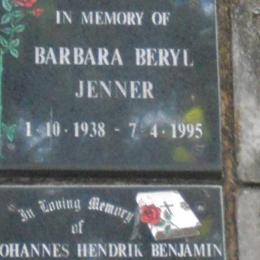 JENNER Barbara Beryl 1938-1995