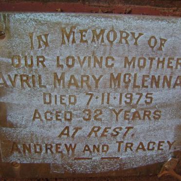 McLENNAN Avril Mary -1975