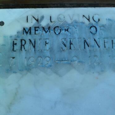 SKINNER Ernie 1929-1989