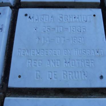 SCHMIDT Magda 1936-1991