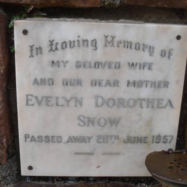 SNOW Evelyn Dorothea -1957