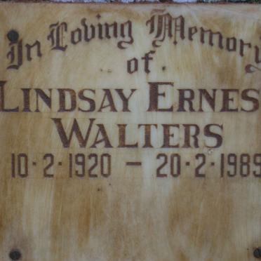WALTERS Lindsay Ernest 1920-1989
