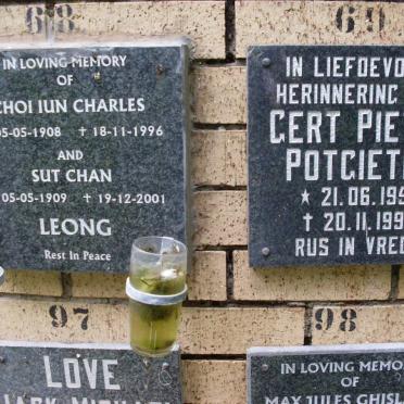 LEONG :: POTGIETER